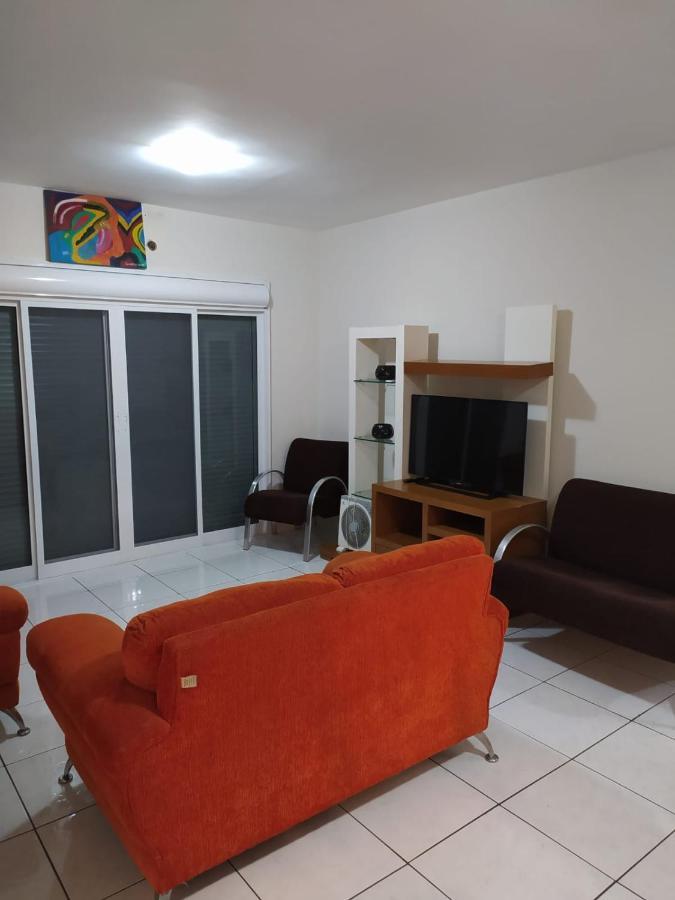 Apartamento Espacoso Com Estacionamento Incluido 포스두이구아수 외부 사진